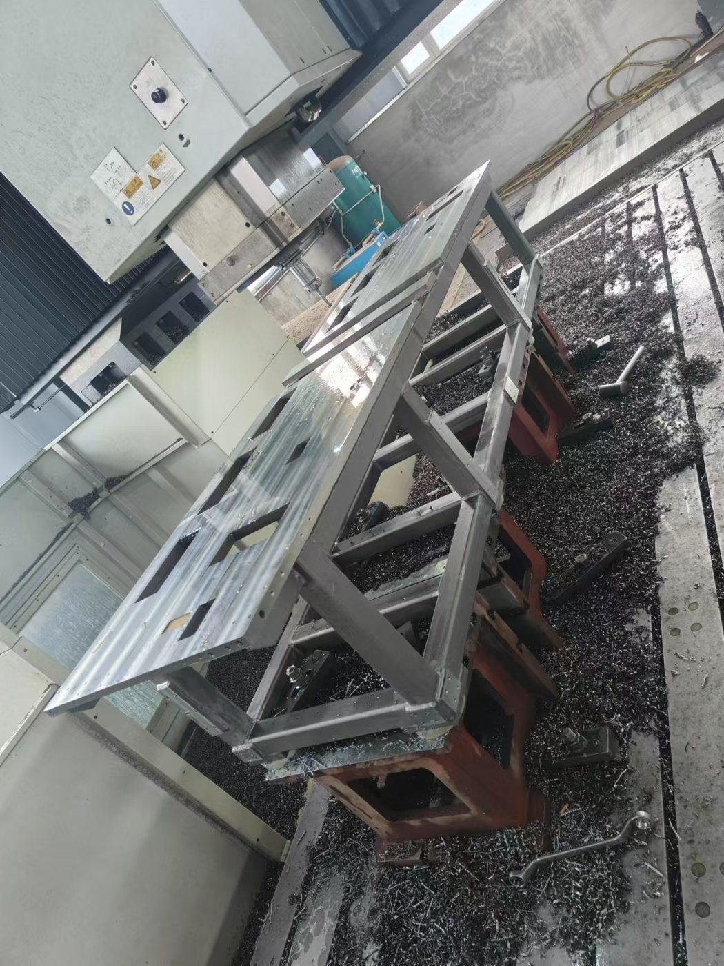 小型精密部品加工 79