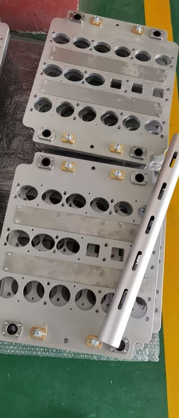 小型精密部品加工 95