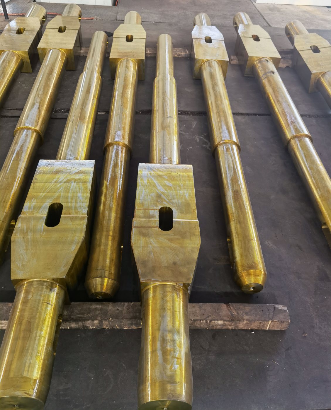 Large Component Machining 04